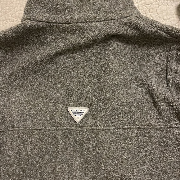 Women’s Columbia PFG fleece pullover size med - Picture 7 of 7
